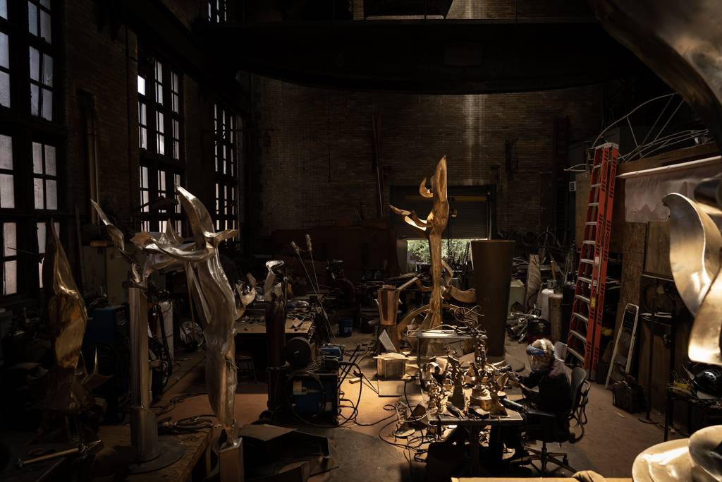 Sculptor Richard Hunt at work in his studio in Chicago on August 11, 2023.  