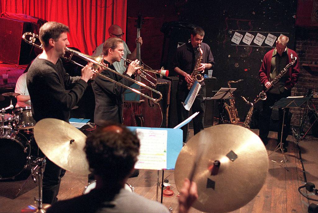 Ken Vandermark and his avant-garde band perform at Chicago's Empty Bottle in 2000.
