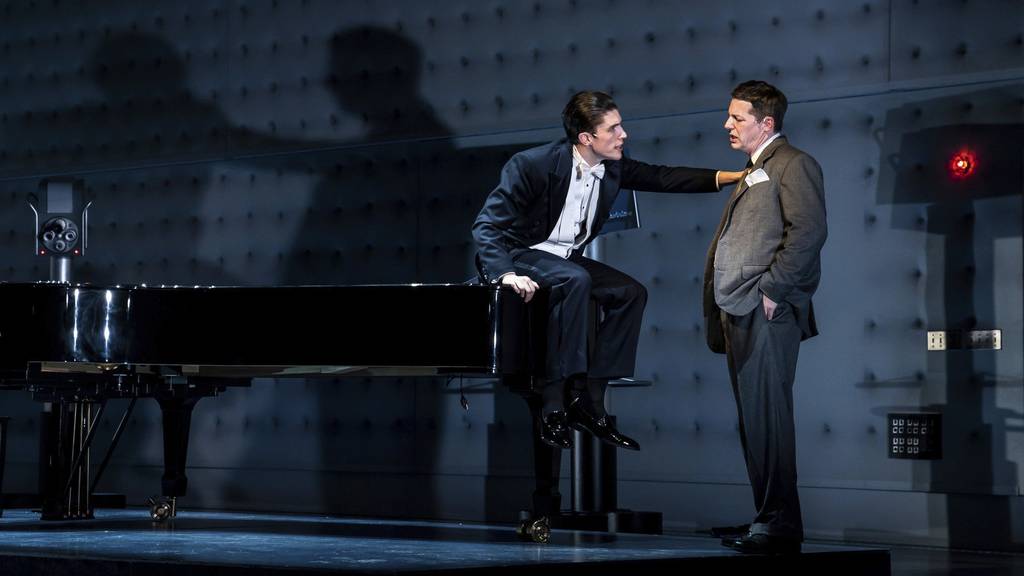 George Gershwin (John Zdrojeski) and Oscar Levant (Sean Hayes) in Doug Wright's play "Good night, Oscar."